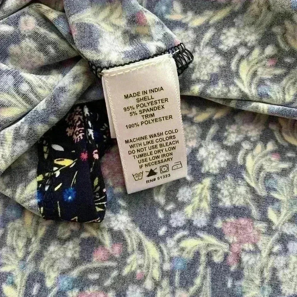 Cece floral blouse - Picture 5 of 5